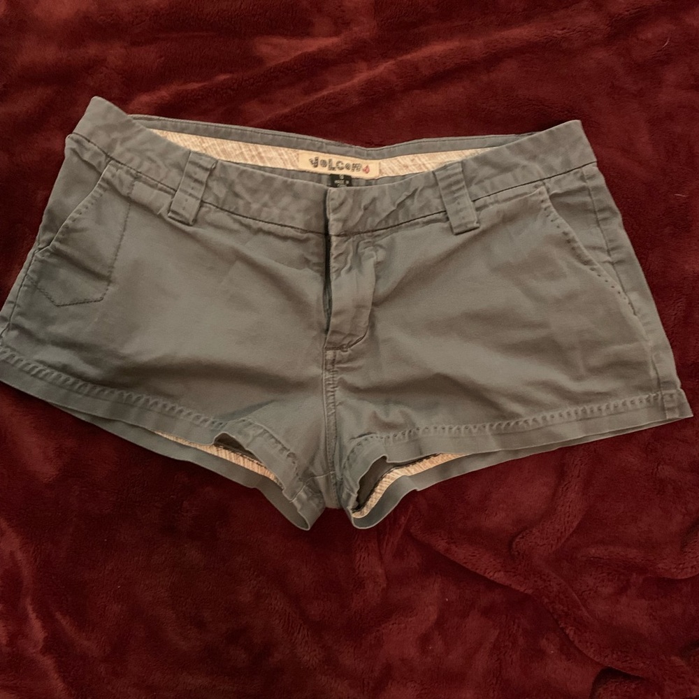 Volcom  gray shorts